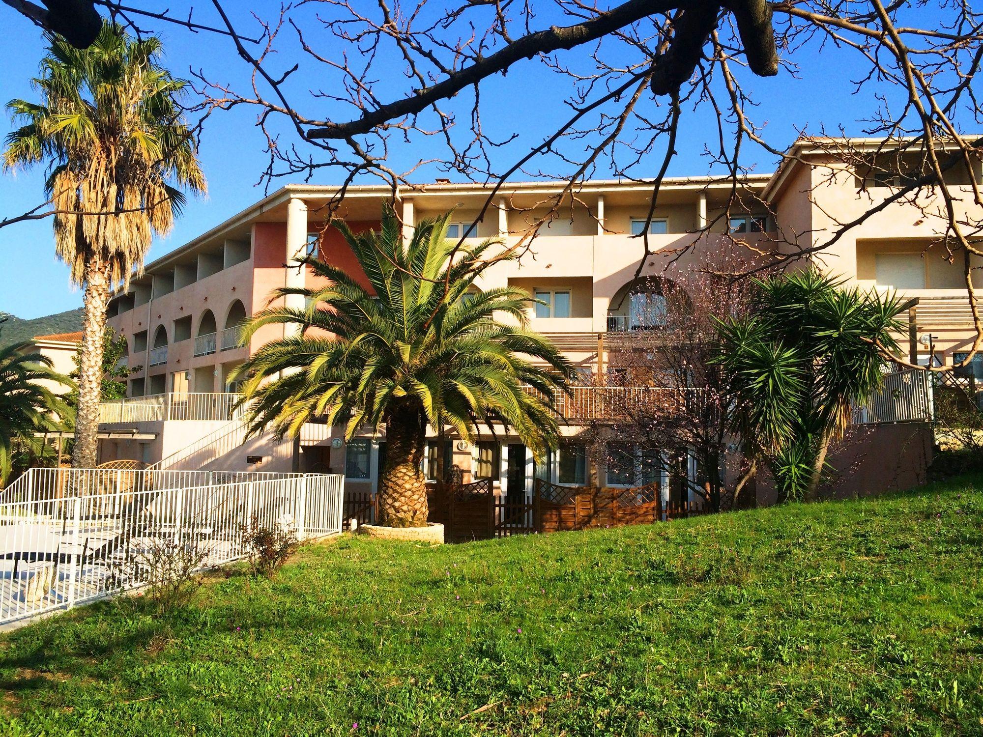 Adonis Saint Florent Aparthotel Bagian luar foto