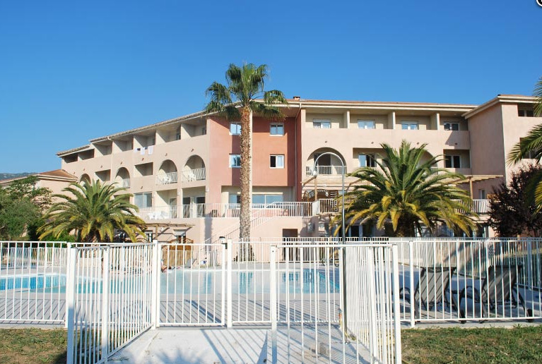 Adonis Saint Florent Aparthotel Bagian luar foto